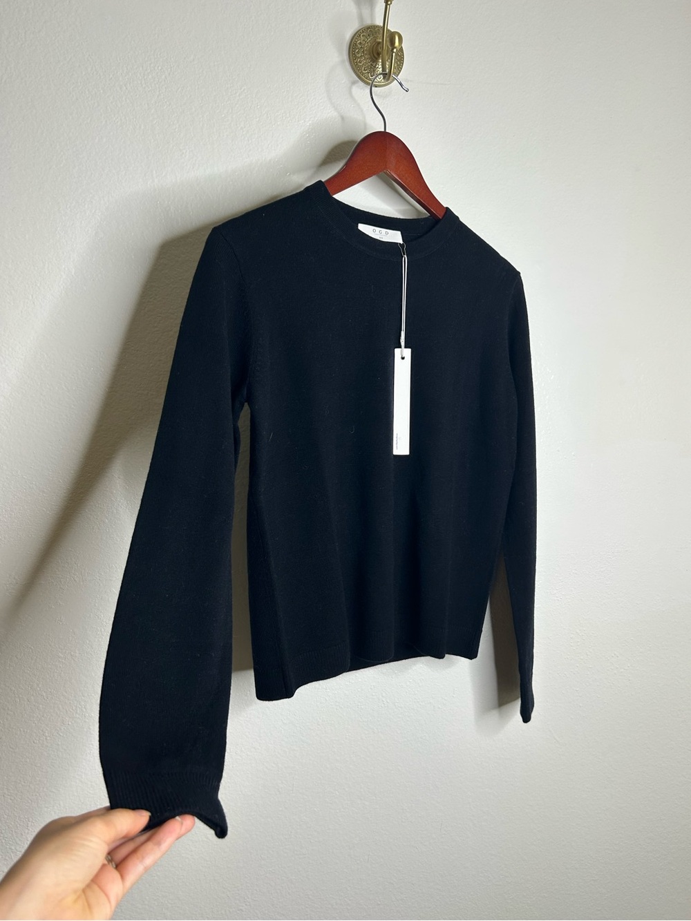 NWT One Grey Day 100% Merino Wool Fine Knit Black Crew Neck Pullover Sweater